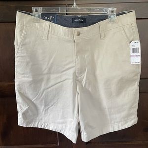 NWT Men’s Nautica Classic fit shorts